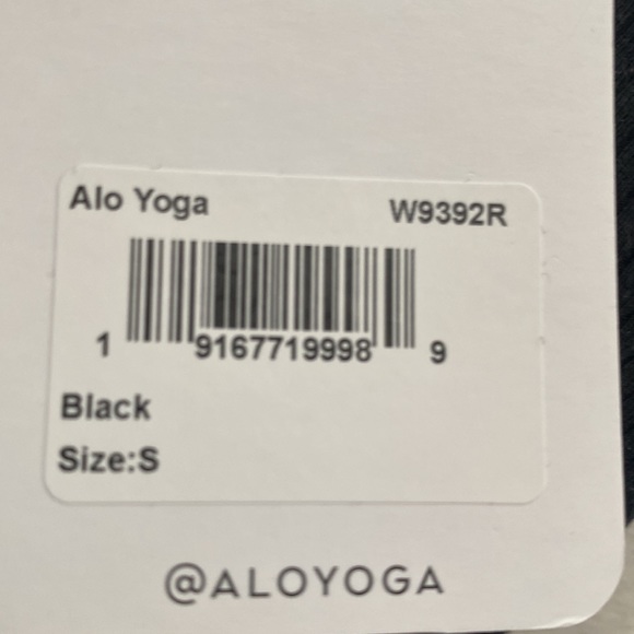 New with tags! ALO Size Small Black Ribbed Blissful Bra 🖤 - Picture 5 of 5